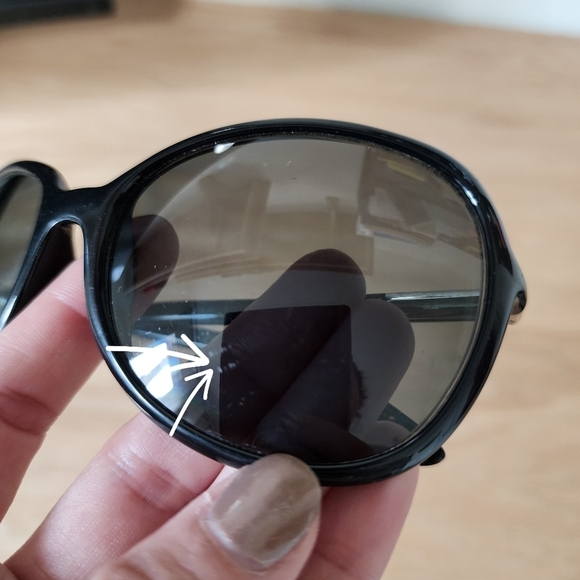 Prada Black Sunglasses SPR 25L without case shades - Picture 12 of 12